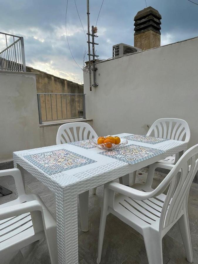 Casa Vacanze Al Trenta3 Marsala Dış mekan fotoğraf